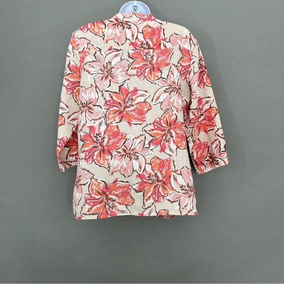 JM Collection Beige Floral Linen Button Crochet 3/4 Sleeve Top - Picture 9 of 15